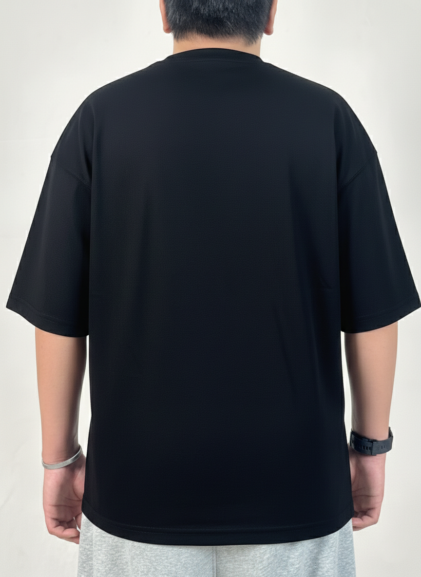 OVERSIZED BLACK TEE