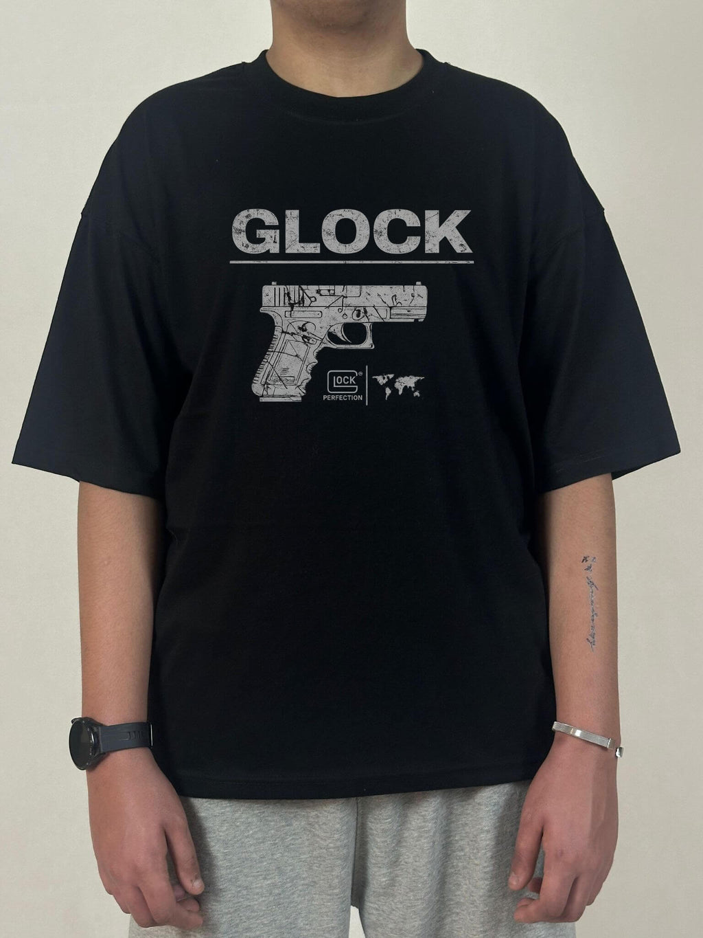 GLOCK OVERSIZED BLACK TEE